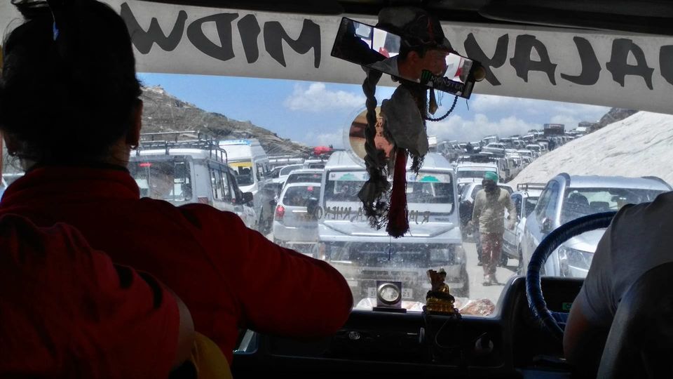 Photo of '3 Idiots' Has Brought A Bunch Of Idiots To Pangong Lake And We Really Need To Talk About It by Disha Kapkoti