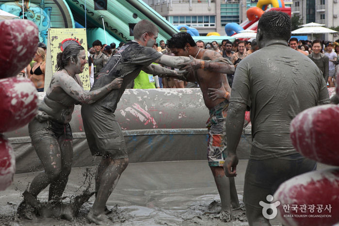 Photo of The Countdown Begins To The Dirtiest Festival In The World Happening This July. by Disha Kapkoti