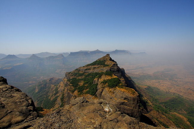 Photo of Western Ghats, Kannan Devan Hills, Kerala, India by Disha Kapkoti