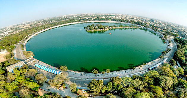Photo of Kankaria Lake, Kankaria, Ahmedabad, Gujarat, India by Disha Kapkoti