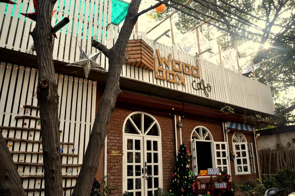 Photo of Hudson Lane, GTB Nager, New Delhi, Delhi, India by Disha Kapkoti