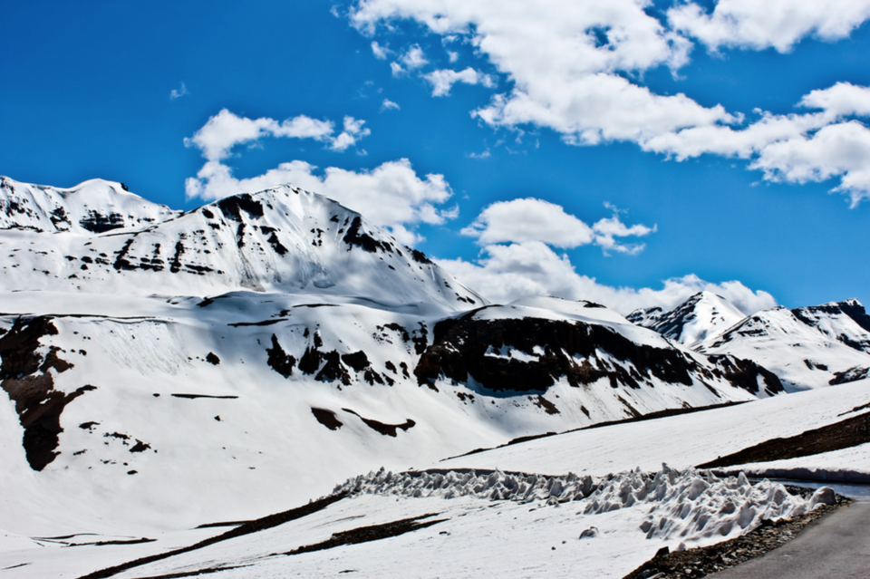 Photo of Rohtang La, Himachal Pradesh, India by Disha Kapkoti