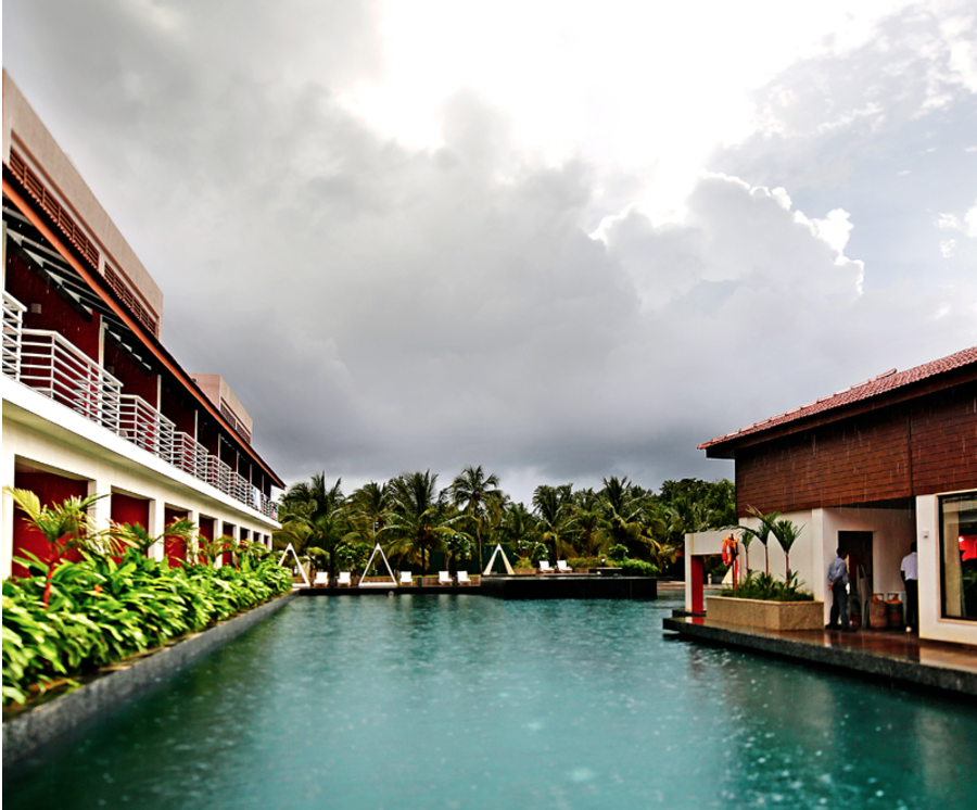Photo of Five-Star Hotels At Amazing Holiday Destinations That You Can Get For Half The Price 1/20 by Disha Kapkoti
