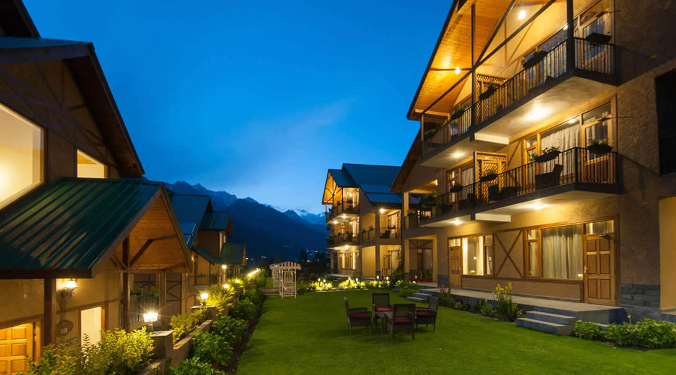 Photo of Five-Star Hotels At Amazing Holiday Destinations That You Can Get For Half The Price 13/20 by Disha Kapkoti