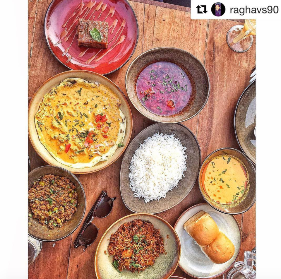 Photo of This Goa-Inspired Beach Shack In Delhi Is Offering Chilled King's Beer For Just ₹99 4/4 by Disha Kapkoti