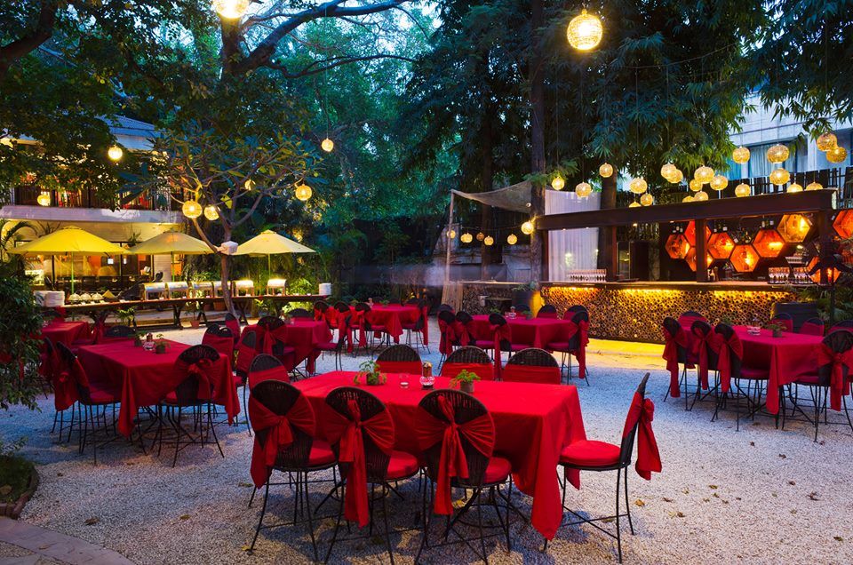 15 Dreamy Restaurants For The Perfect Candle Light Dinner In Delhi