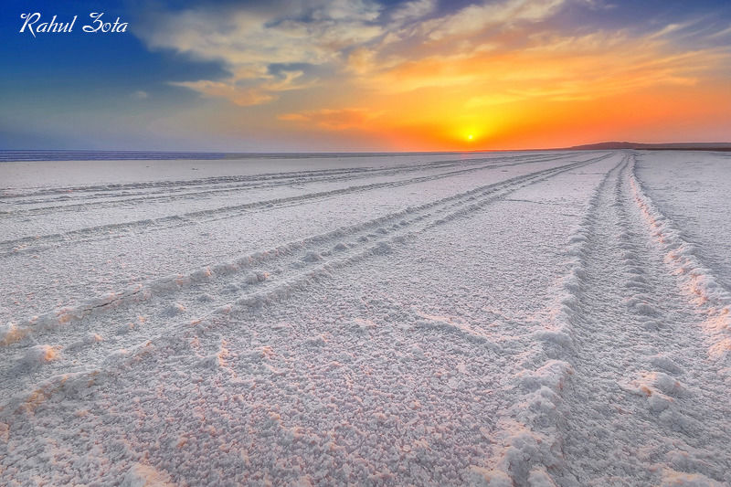 Photo of Rann of Kutch, Kutch, Gujarat, India by Disha Kapkoti
