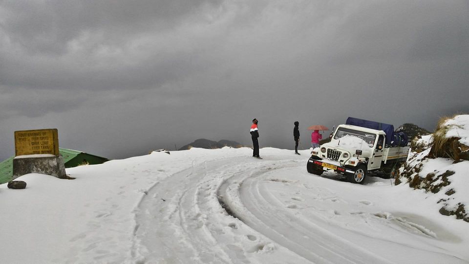 Photo of Thambi View Point, Dhupidara, East Sikkim, East Sikkim, Sikkim, India by Disha Kapkoti