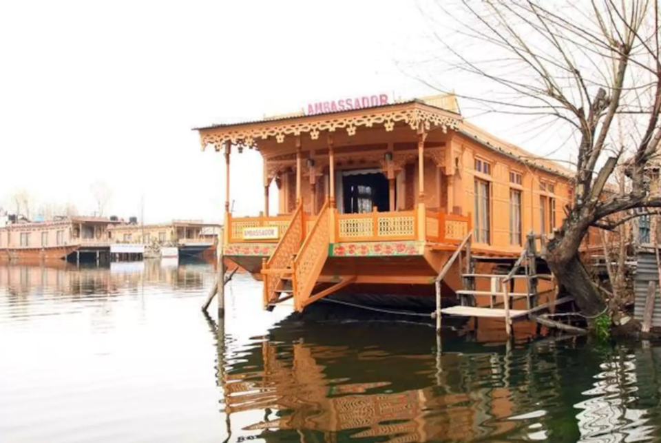 Photo of Houseboat Ambassador, Srinagar by Disha Kapkoti