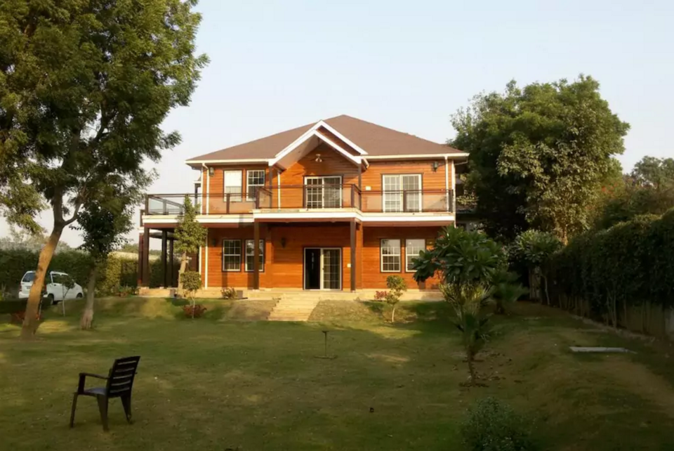 Photo of 6 Of Delhi's Coolest Farmhouses Where You Can Host The Most Epic House Parties by Disha Kapkoti