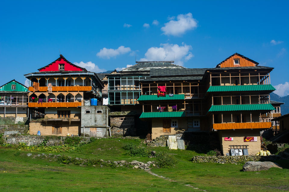 Photo of Tirthan Valley, Banjar, Himachal Pradesh, India by Disha Kapkoti
