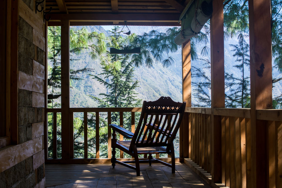 Photo of Tucked In Tirthan Valley, There's A Gorgeous Heritage Village That No One Knows About by Disha Kapkoti