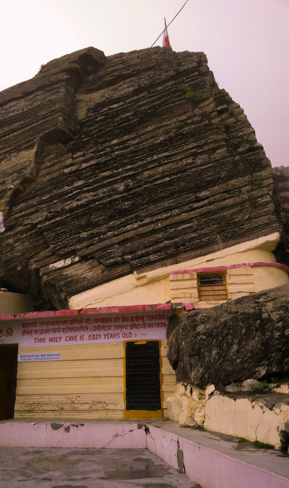 Photo of Vyas Gufa, Mana, Uttarakhand, India by Disha Kapkoti