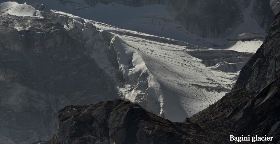 Photo of Bagini Glacier, Chamoli, Uttarakhand by Disha Kapkoti
