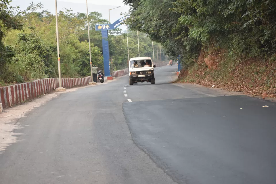 Photo of Simhachalam Road, Visakhapatnam, Andhra Pradesh, India by Abha Shatarupa