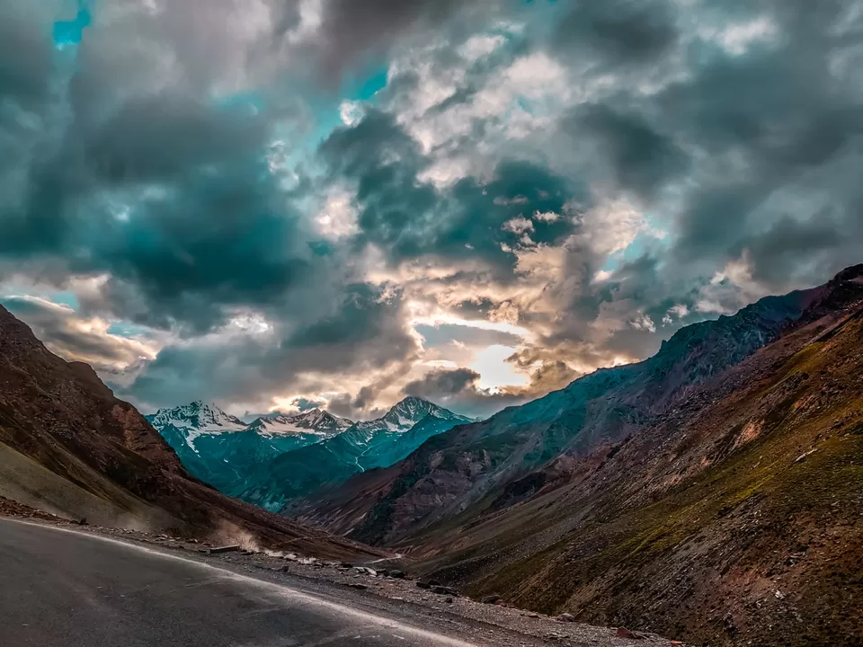 Photo of Manali - Leh 10 days itinerary Most Panaromic Road Trip! by Shreyabond | Travel in Style