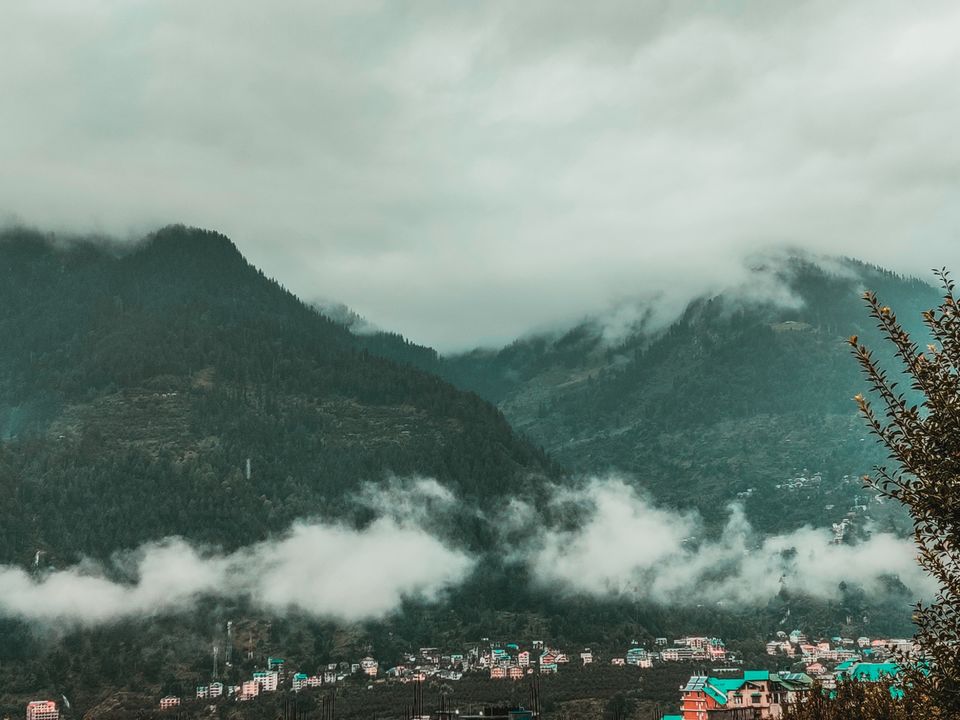Photo of Manali - Leh 10 days itinerary Most Panaromic Road Trip! by Travel the World in Style