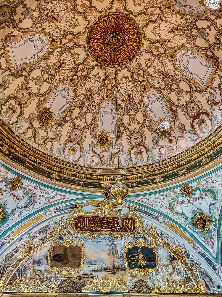 Photo of Cankurtaran Mahallesi, Topkapi Palace Museum, Fatih/Istanbul, Turkey by Shreyabond | Travel in Style