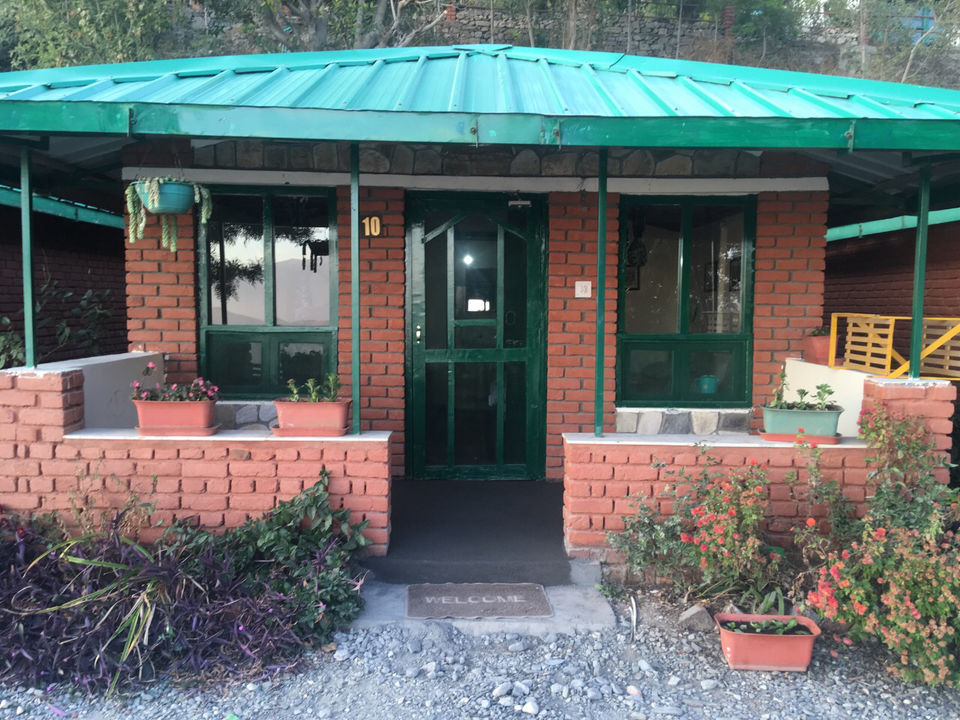 Photo of Himalayan Eco Lodges, Viraatkhai - Chakrata, Loharna, Uttarakhand, India by Samiksha Khanduri