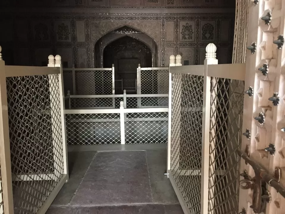 Photo of Agra Fort, Agra Fort, Rakabganj, Agra, Uttar Pradesh, India by Hijas AR