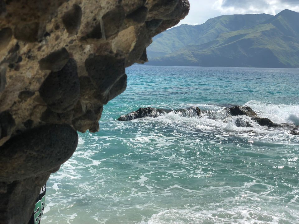 Photo of Capones Island, San Antonio, Zambales, Philippines by Venkatesh Nayak