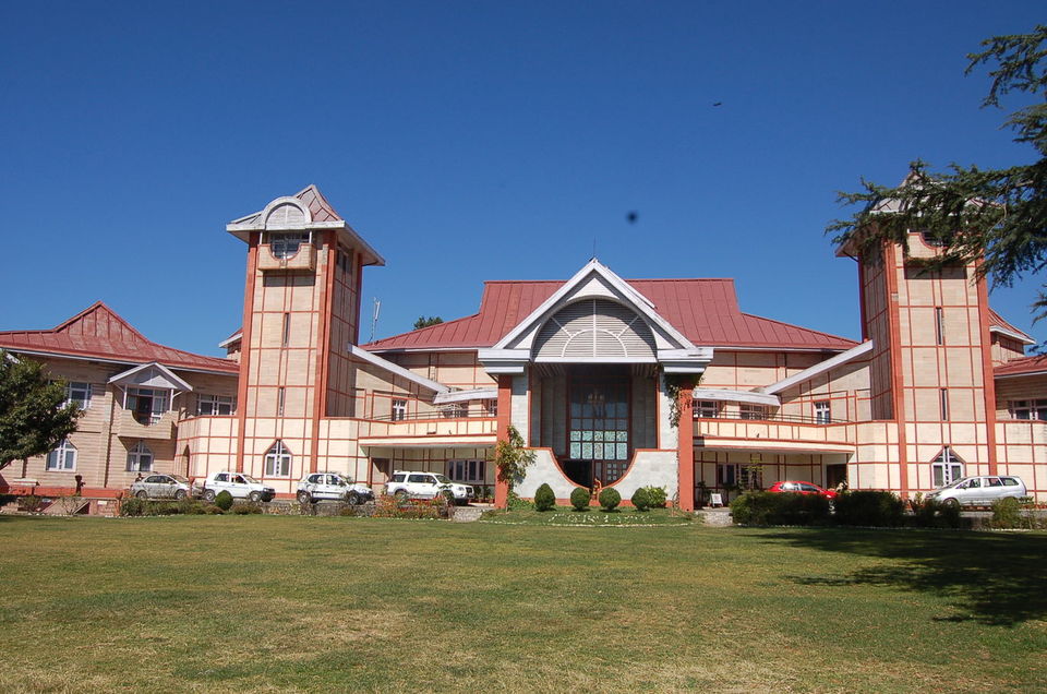 Photo of Shimla, Himachal Pradesh, India by tukuC