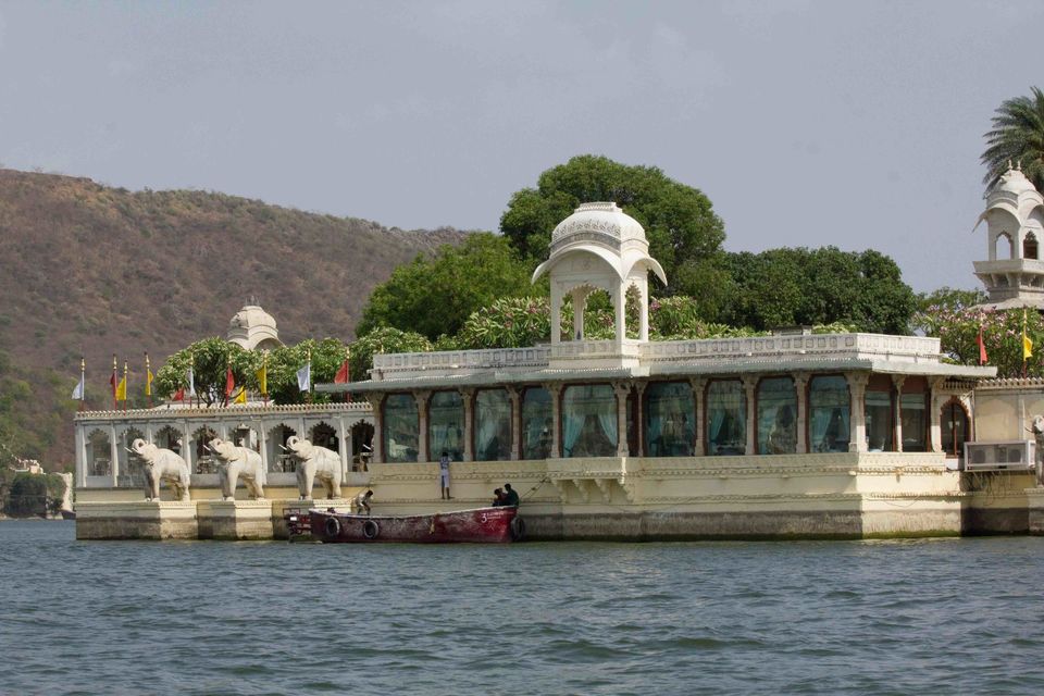 Photo of Roadtrip from Mumbai to Udaipur (1718 km) | North India | Mount Abu | Udaipur 7/41 by arunvlogger