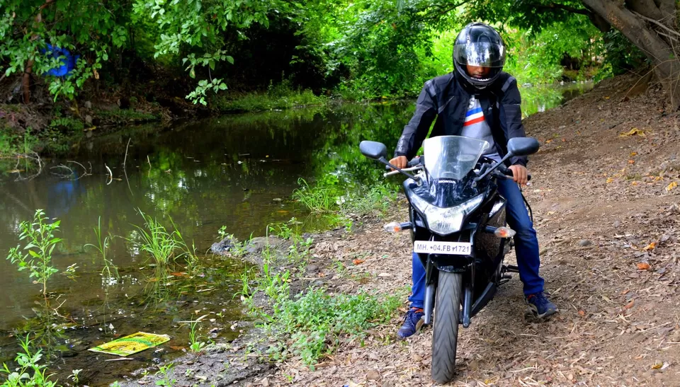 Photo of Khopoli, Maharashtra, India by Jegan Somu (motowanderer)