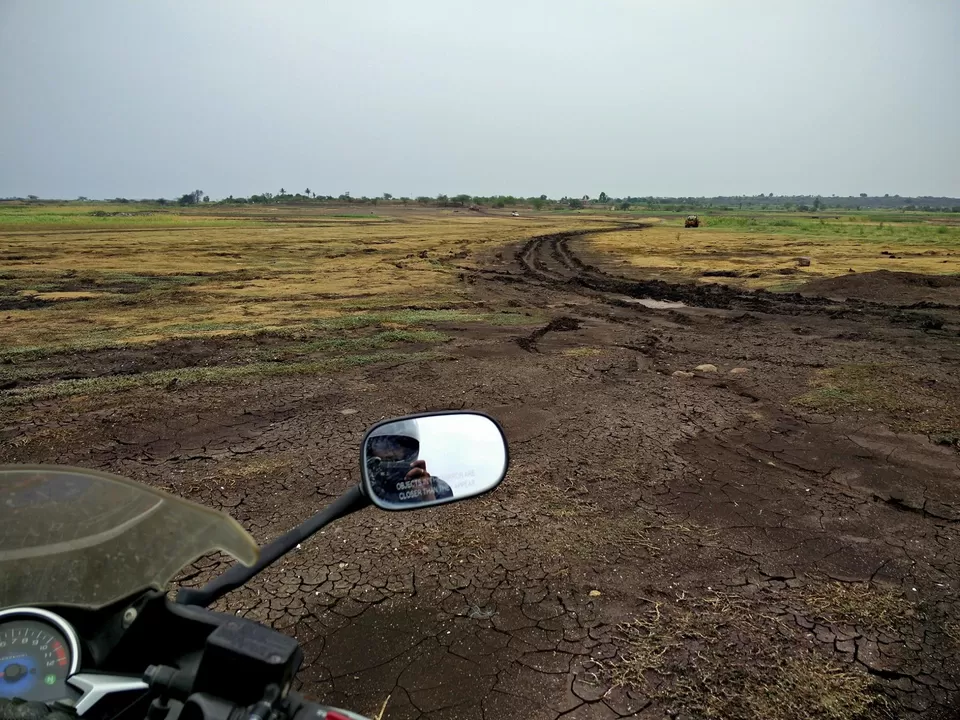Photo of Ujjani Dam, Ujani Tembhurni, Maharashtra, India by Jegan Somu (motowanderer)