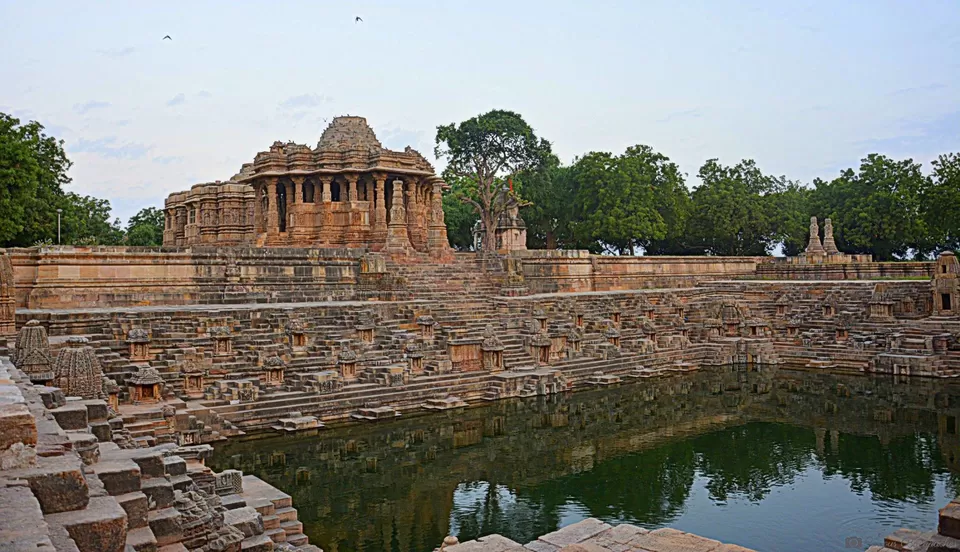 Photo of Modhera Sun Temple, Modhera, Gujarat, India by Jegan Somu (motowanderer)
