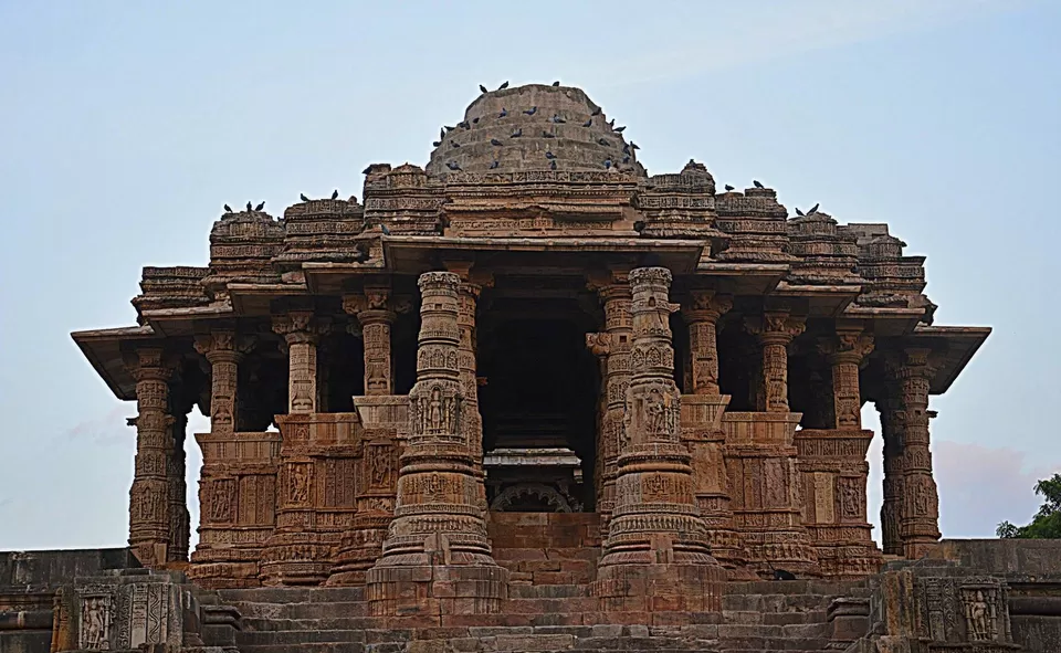 Photo of Modhera Sun Temple, Modhera, Gujarat, India by Jegan Somu (motowanderer)