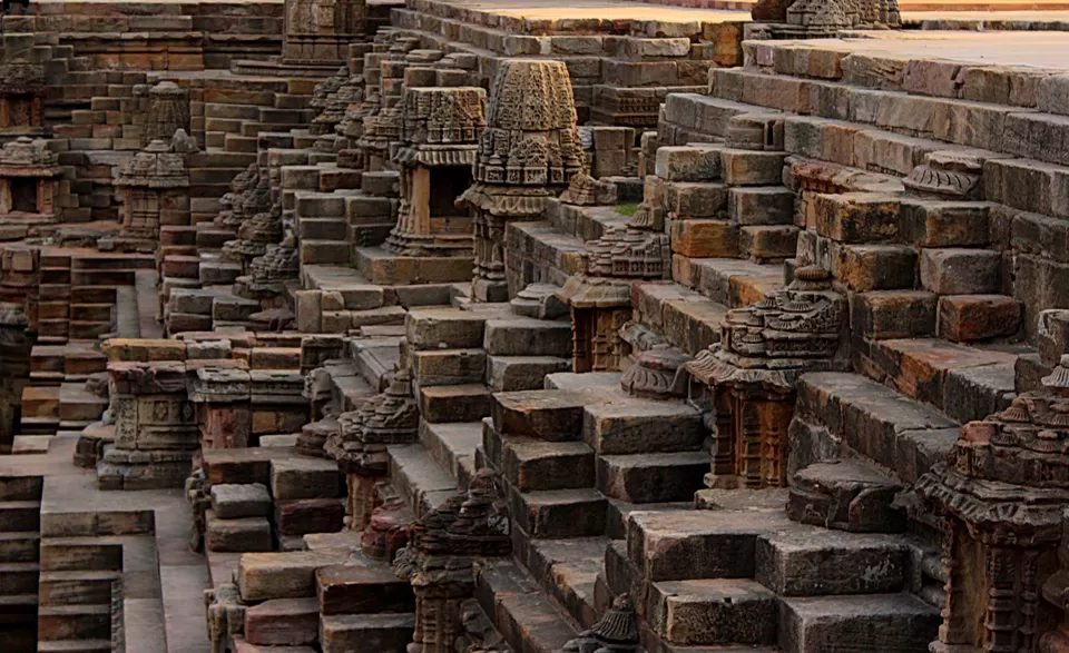 Photo of Modhera Sun Temple, Modhera, Gujarat, India by Jegan Somu (motowanderer)