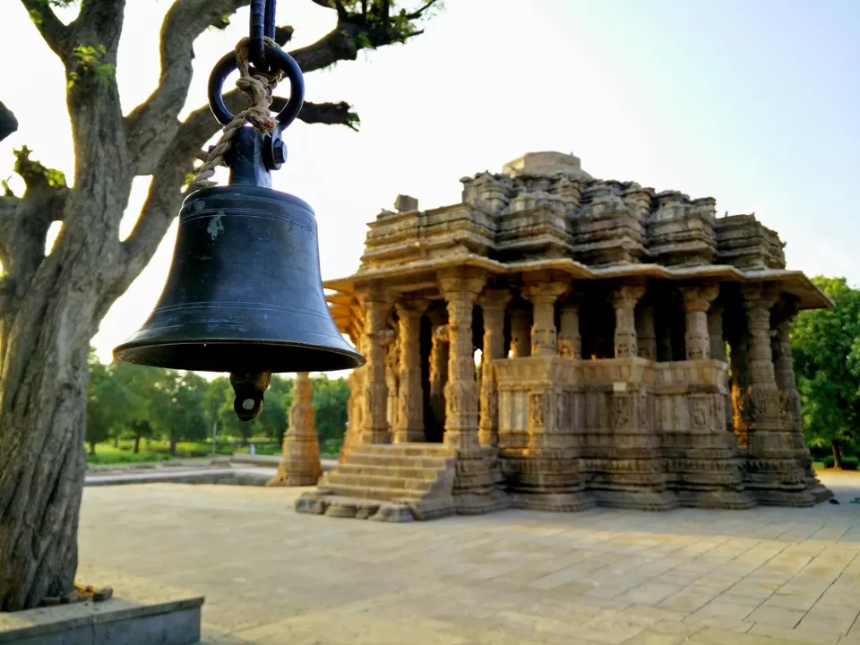 Photo of Modhera Sun Temple, Modhera, Gujarat, India by Jegan Somu (motowanderer)