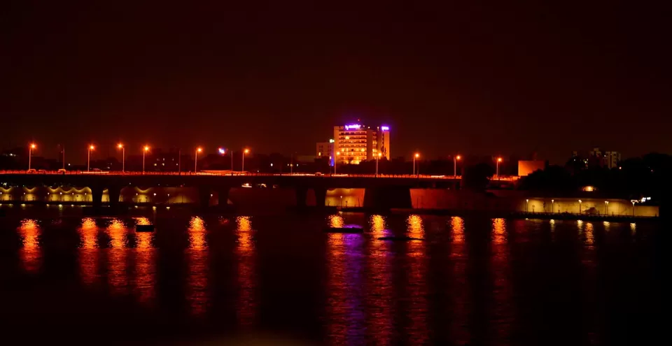 Photo of Sabarmati Riverfront Walkway West, Narayan Nagar Society, Kocharab, Ahmedabad, Gujarat, India by Jegan Somu (motowanderer)