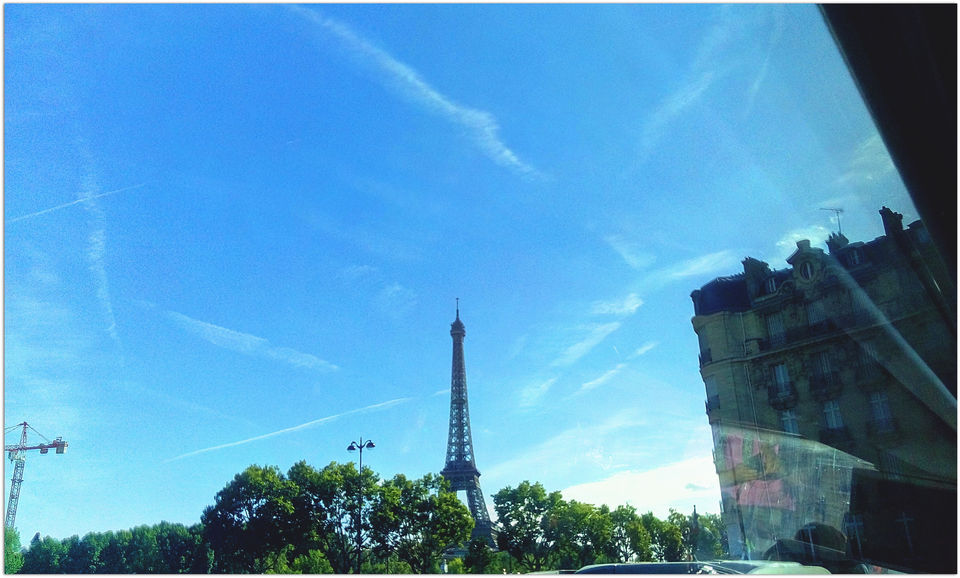 Photo of Paris, je t’aime: Eiffel - the symbol of love 1/8 by Imroz Ali