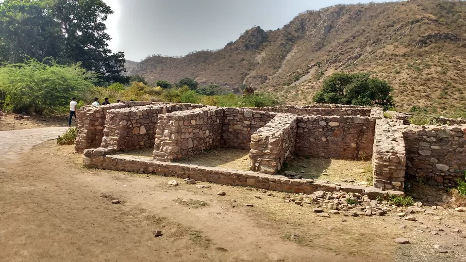 Photo of Bhangarh Fort, Bhangarh, Rajasthan, India by Sarvjeet B