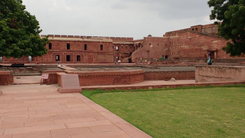 Photo of Agra Fort, Rakabganj, Agra, Uttar Pradesh, India by Sarvjeet B