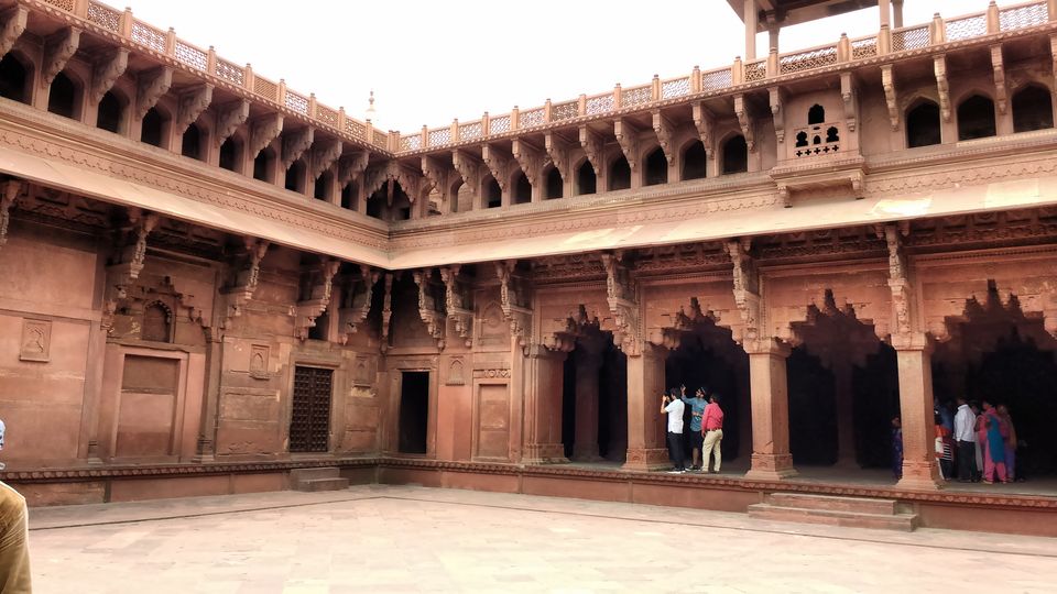 Photo of Agra Fort, Rakabganj, Agra, Uttar Pradesh, India by Sarvjeet B