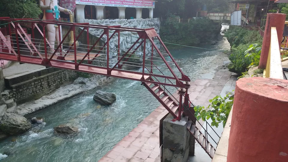 Photo of Tapkeshwar Mandir, Tapkeshwar Colony, Dehradun, Uttarakhand, India by Sarvjeet B