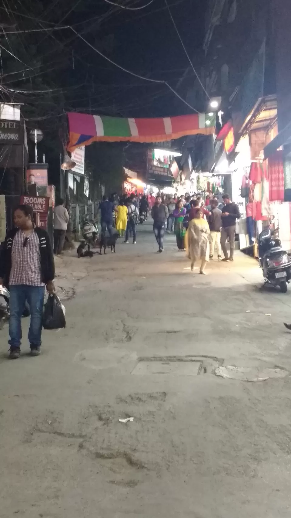 Photo of The Mall Road, Mussoorie, Uttarakhand, India by Sarvjeet B