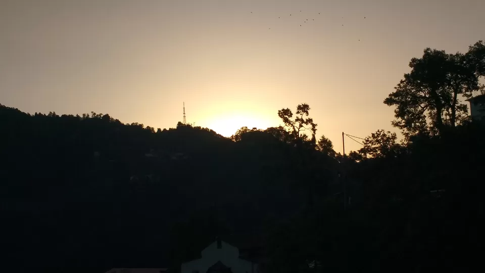 Photo of Camels Back Road, The Mall Road, Mussoorie, Uttarakhand, India by Sarvjeet B