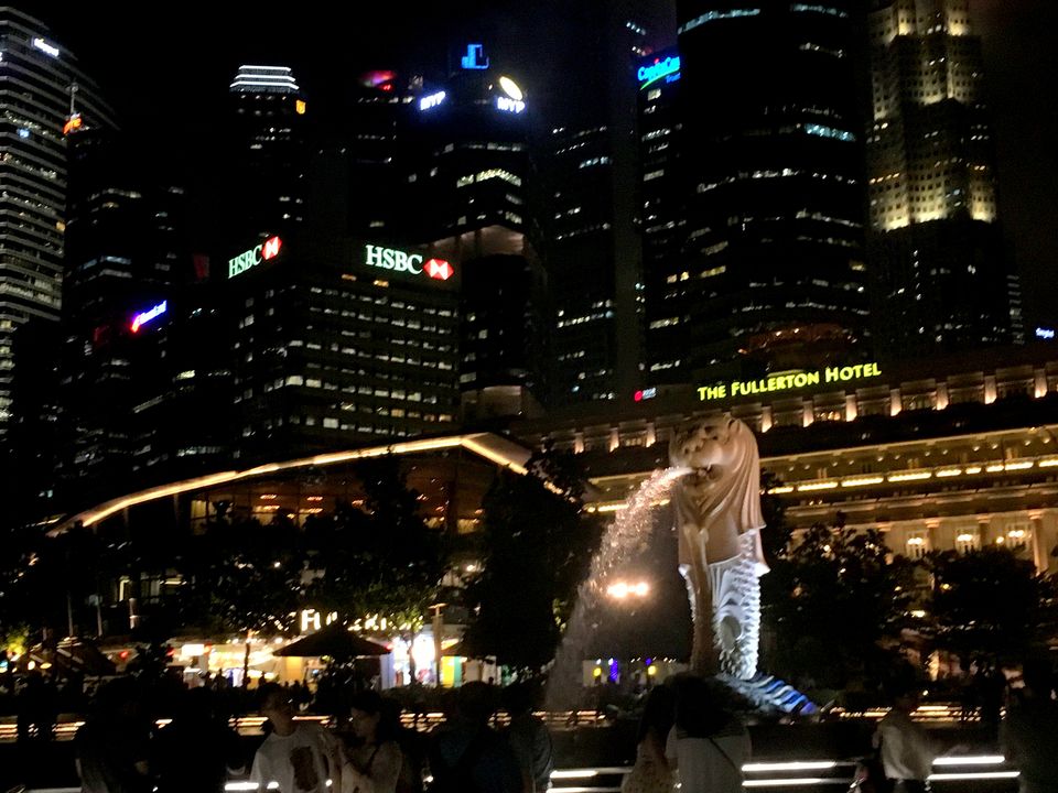 Photo of Merlion Park Singapore by Swetha Kumar