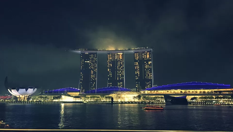Photo of Marina Bay Sands Singapore by Swetha Kumar
