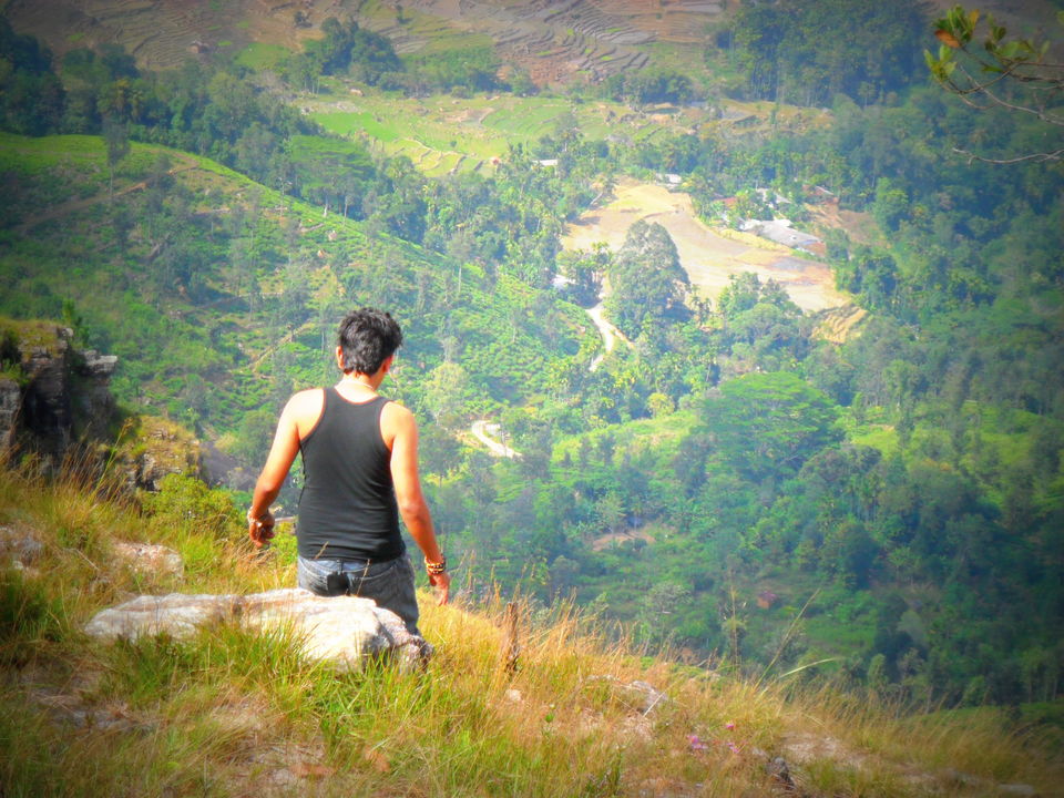 Photo of Journey To Bambaragala, Badulla, Sri Lanka. by Krishan Weerakoon