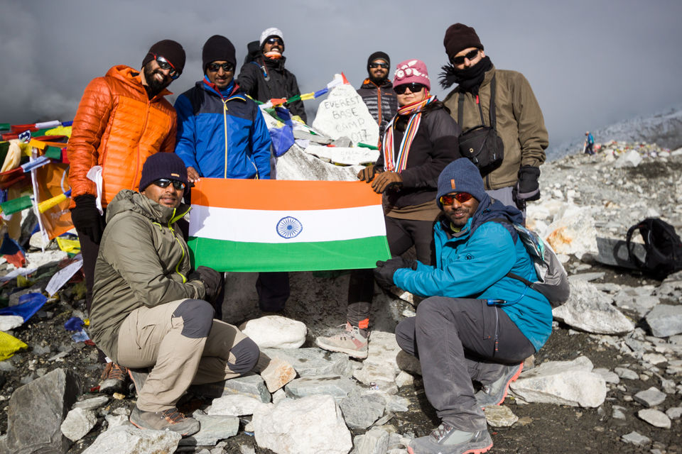 Photo of EBC SUMMIT OCTOBER 2017 Gaurav, Thiyagarajan , Arun , Nanda kumar , Neha , Anoob and Krishna by Snowyoda Expeditions Pvt Ltd