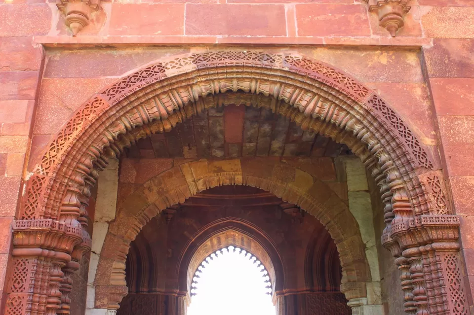 Photo of Qutb Minar , The killa by Suresh Shastri