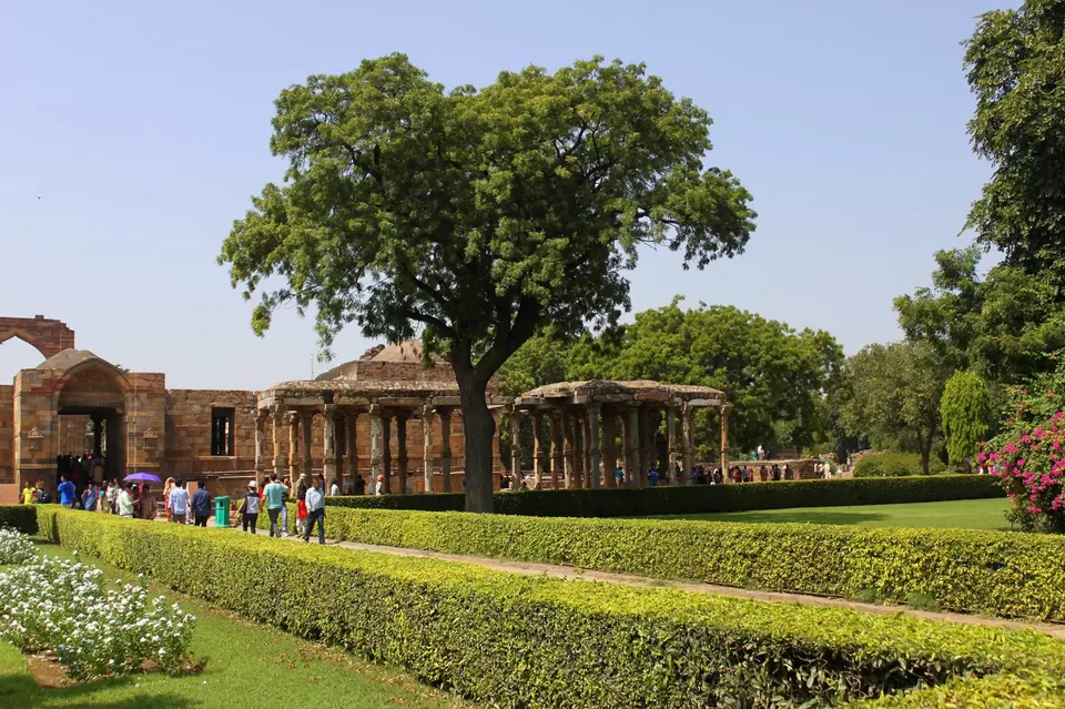 Photo of Qutb Minar , The killa by Suresh Shastri