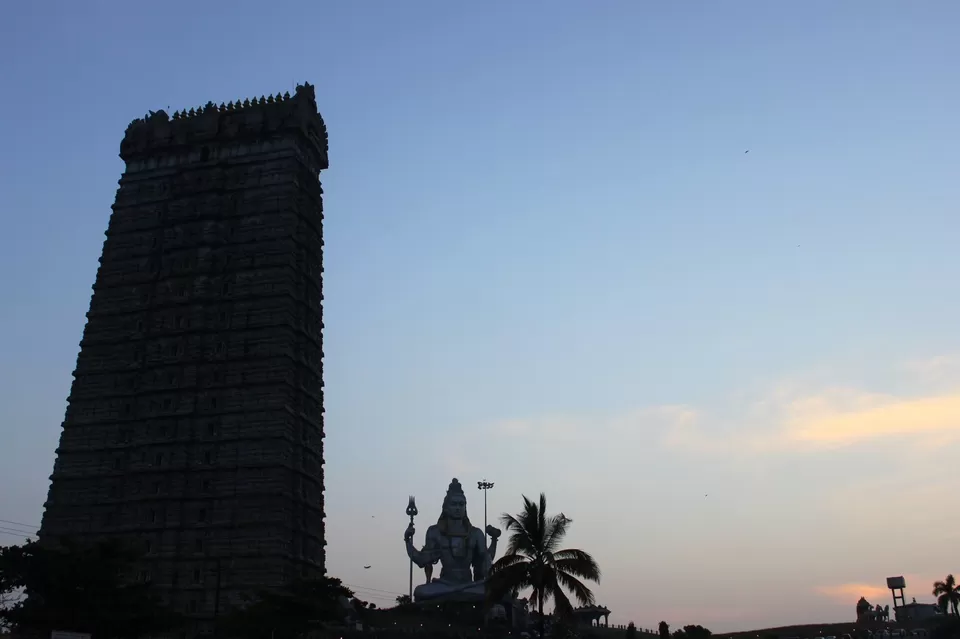 Photo of Murdeshwar Beach by Suresh Shastri