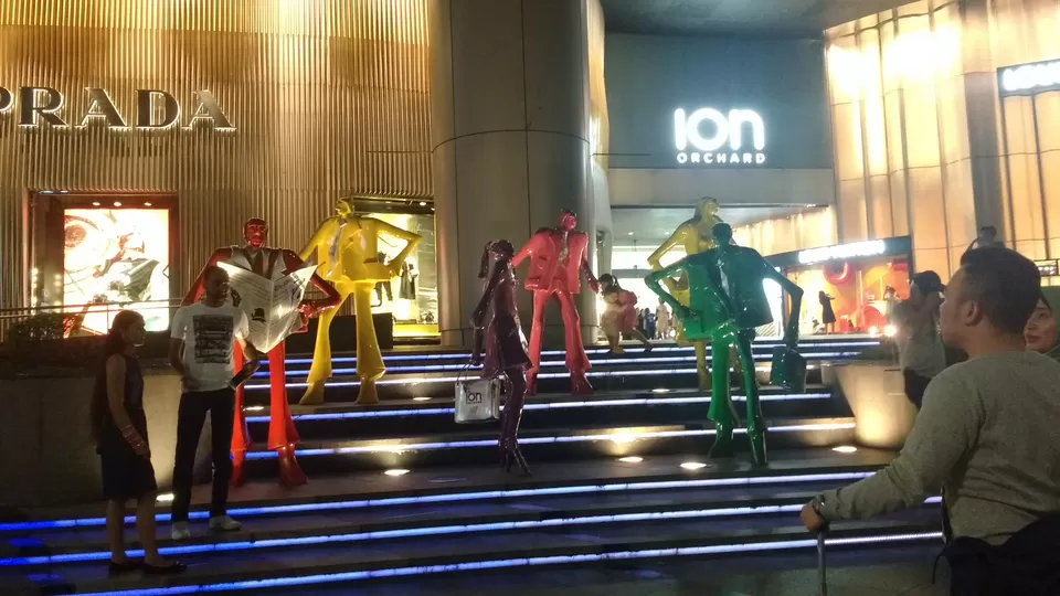 Photo of Orchard Turn, ION Orchard Mall, Singapore by Prajna Padaki