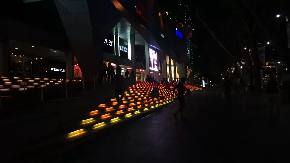 Photo of Orchard Turn, ION Orchard Mall, Singapore by Prajna Padaki